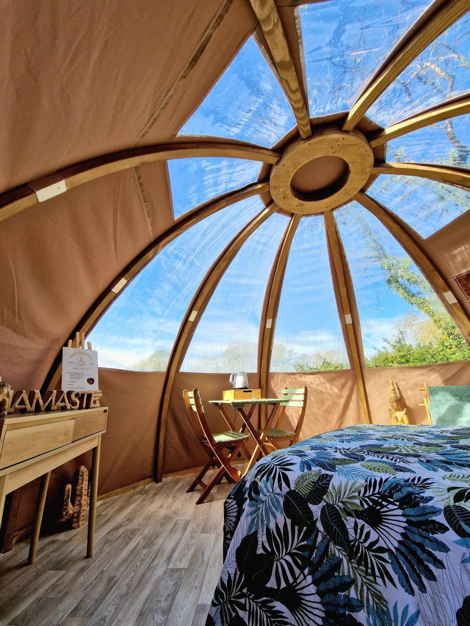 Les Nuits De Cassiopee Bed & Breakfast Sorde-lʼAbbaye Oda fotoğraf