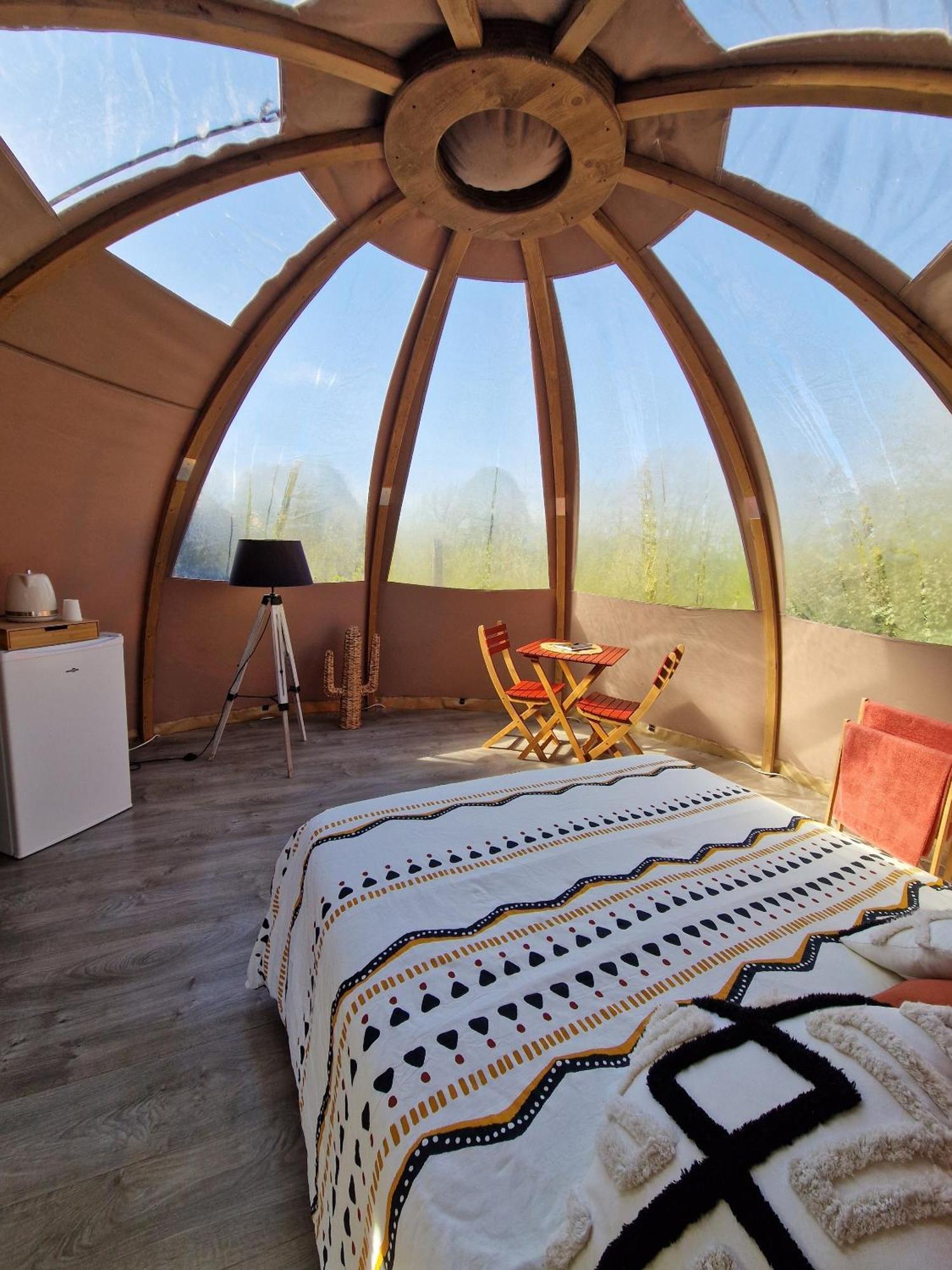 Les Nuits De Cassiopee Bed & Breakfast Sorde-lʼAbbaye Oda fotoğraf