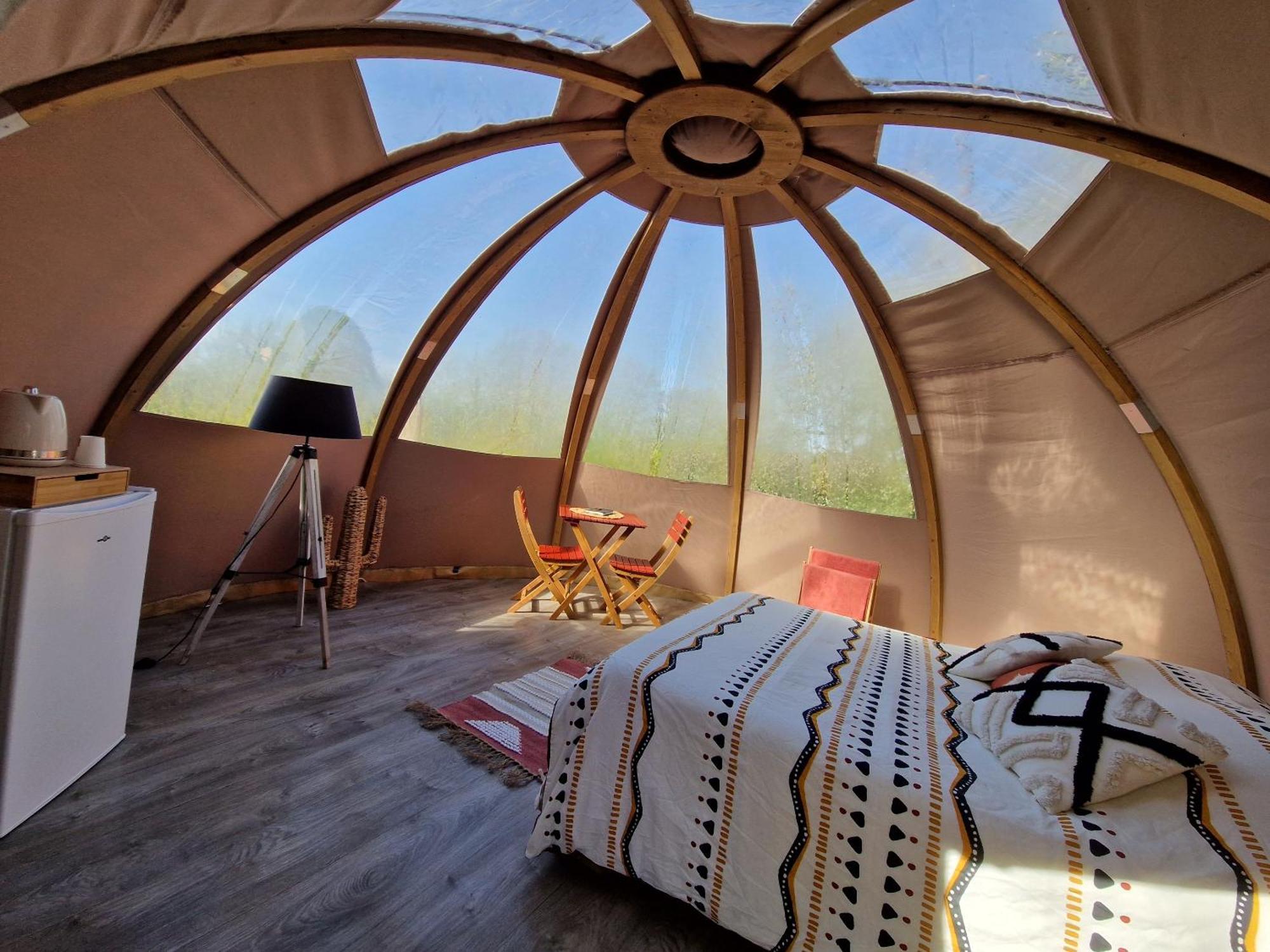 Les Nuits De Cassiopee Bed & Breakfast Sorde-lʼAbbaye Oda fotoğraf
