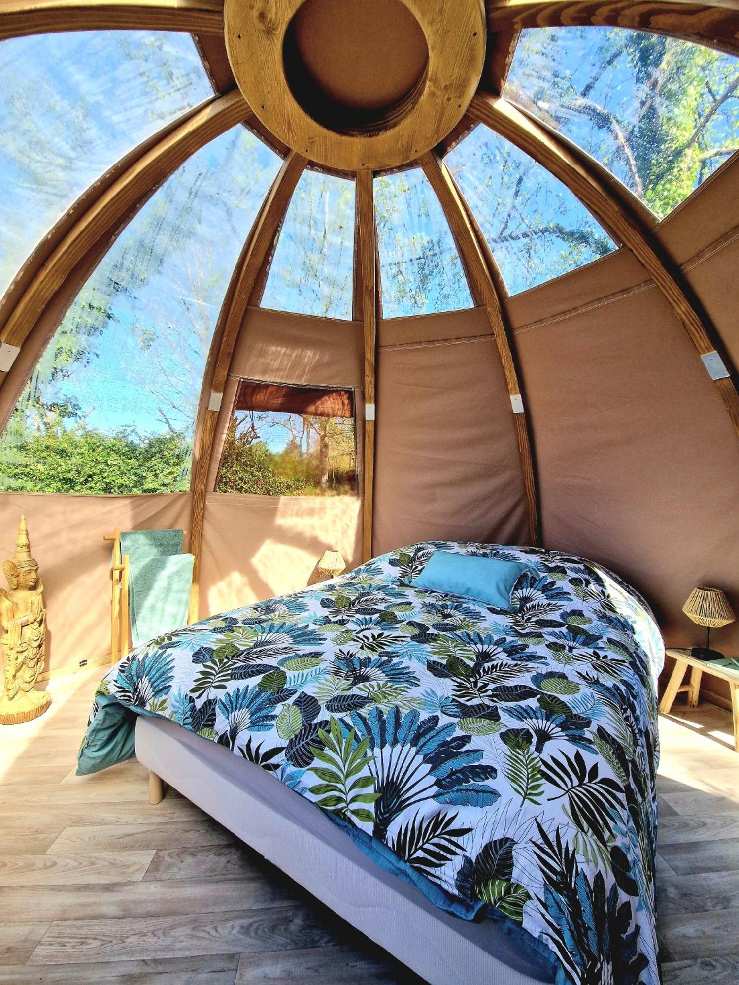 Les Nuits De Cassiopee Bed & Breakfast Sorde-lʼAbbaye Oda fotoğraf