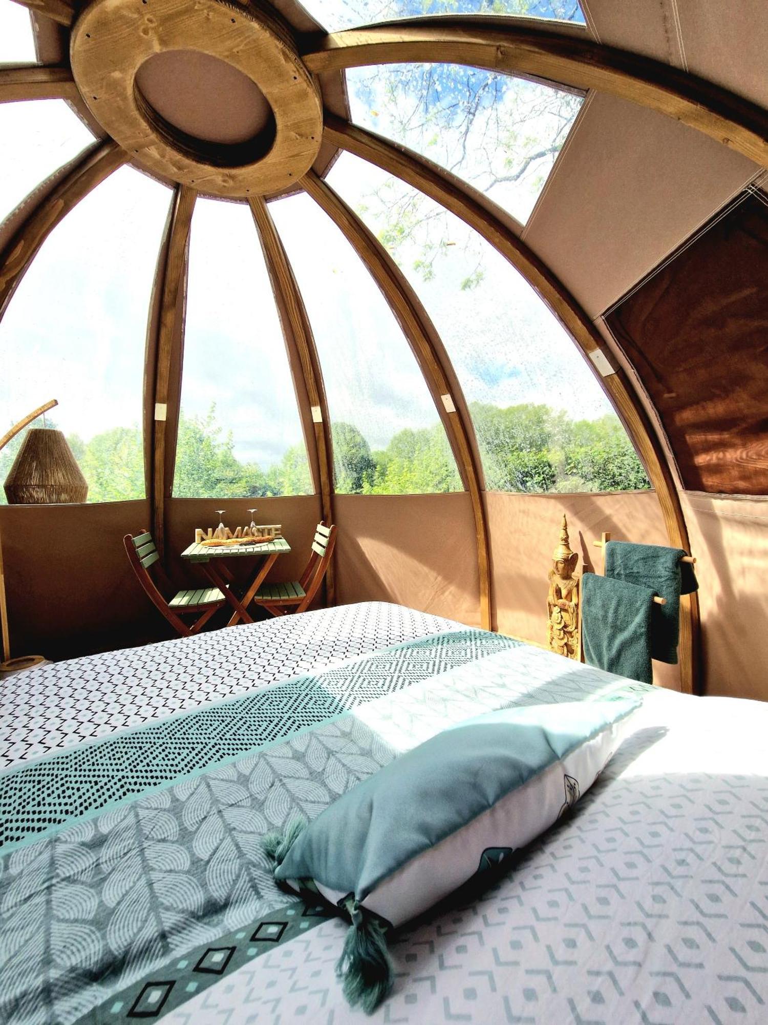 Les Nuits De Cassiopee Bed & Breakfast Sorde-lʼAbbaye Oda fotoğraf