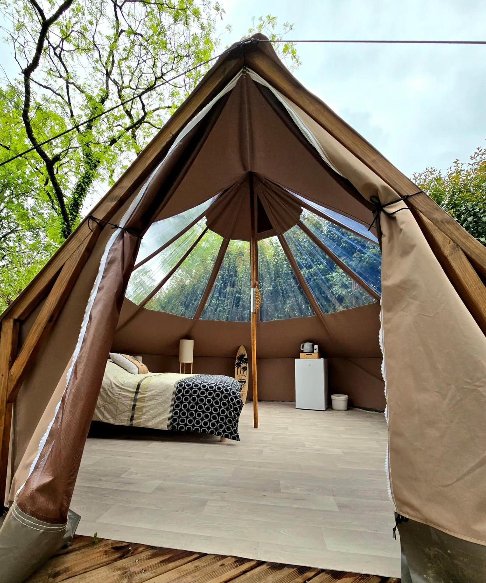 Les Nuits De Cassiopee Bed & Breakfast Sorde-lʼAbbaye Dış mekan fotoğraf