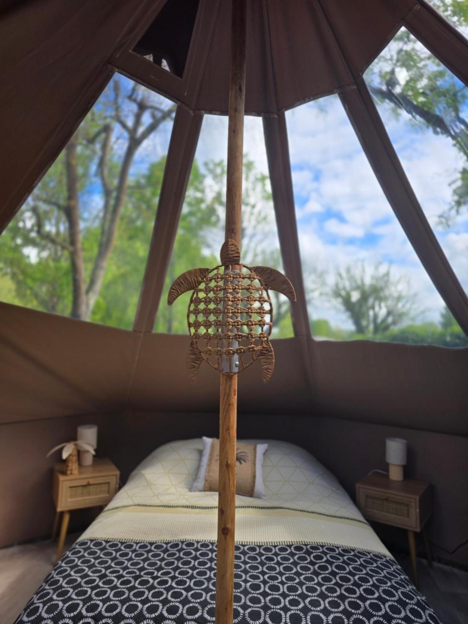 Les Nuits De Cassiopee Bed & Breakfast Sorde-lʼAbbaye Dış mekan fotoğraf