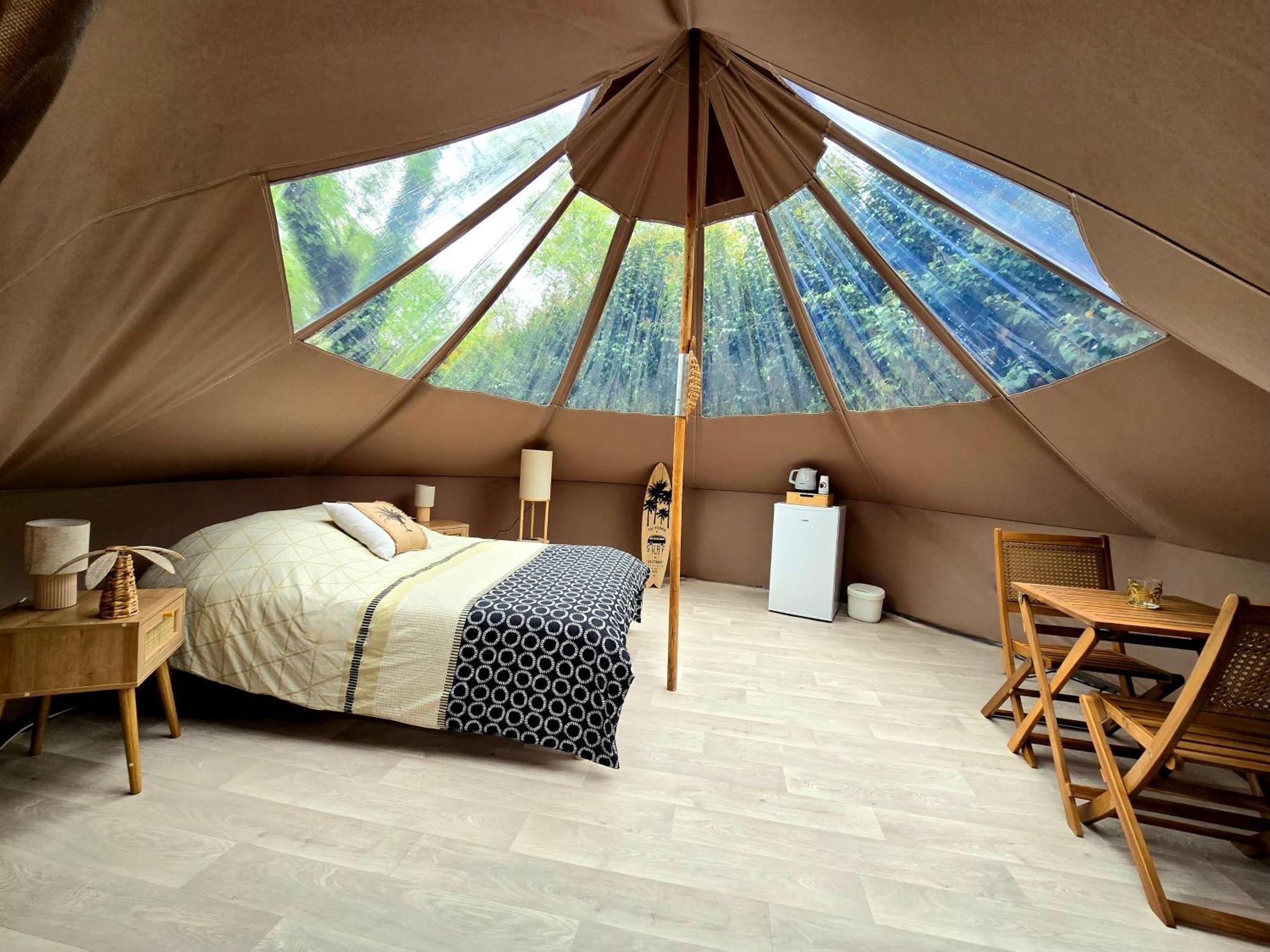 Les Nuits De Cassiopee Bed & Breakfast Sorde-lʼAbbaye Dış mekan fotoğraf