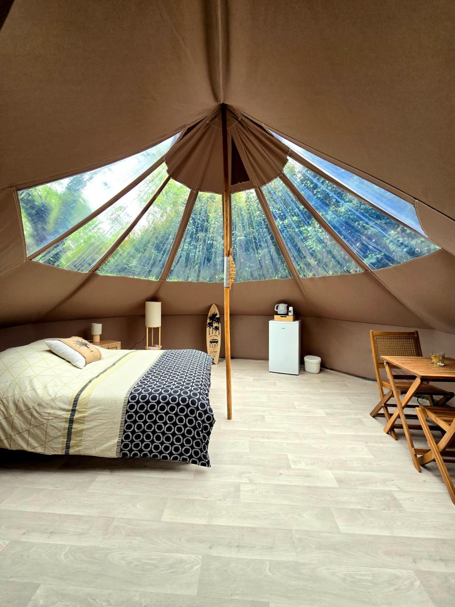 Les Nuits De Cassiopee Bed & Breakfast Sorde-lʼAbbaye Dış mekan fotoğraf