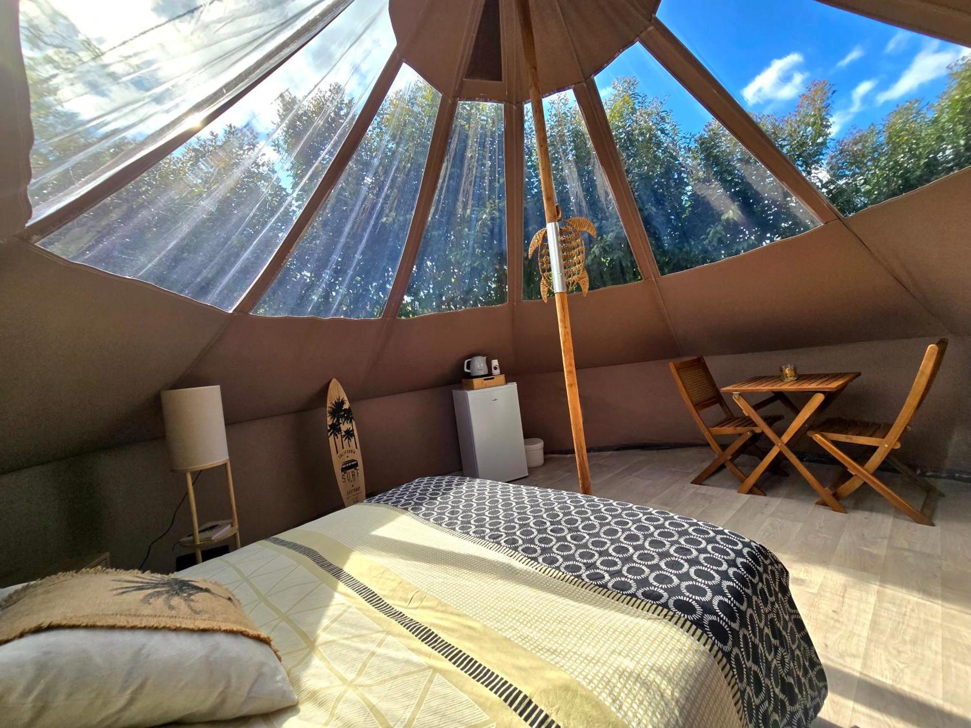 Les Nuits De Cassiopee Bed & Breakfast Sorde-lʼAbbaye Dış mekan fotoğraf